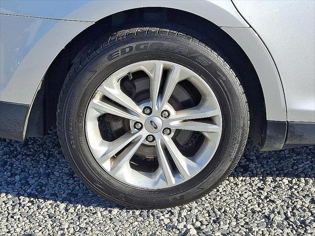 2017 Ford Taurus SE