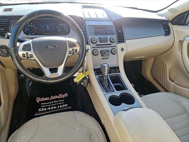 2017 Ford Taurus SE