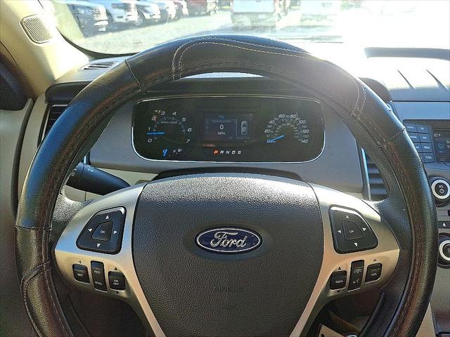2017 Ford Taurus SE