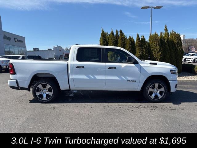 2026 RAM Ram 1500 RAM 1500 EXPRESS CREW CAB 4X4 57 BOX