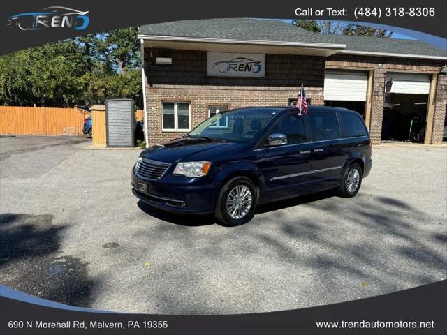 2013 Chrysler Town & Country Touring-L for sale in Malvern, PA