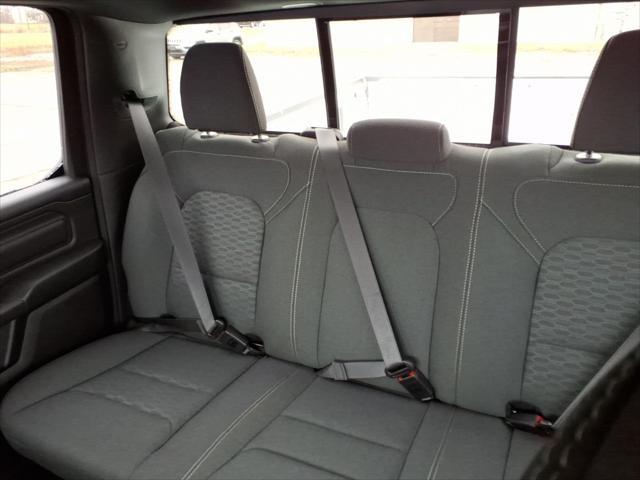 2026 Ram 1500 Express Crew Cab 4x4 5'7" Box