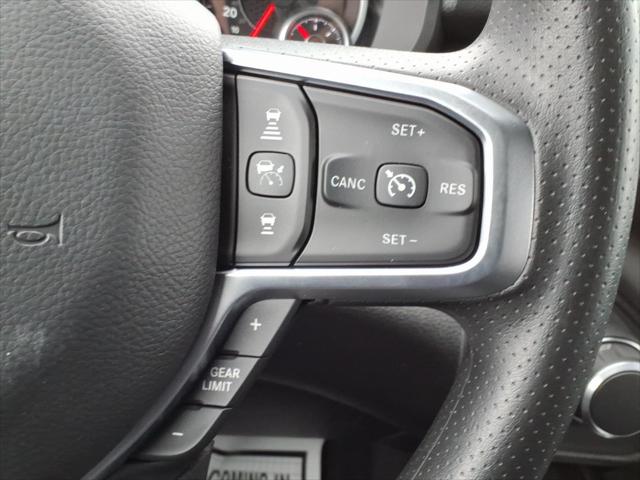 2026 Ram 1500 Express Crew Cab 4x4 5'7" Box