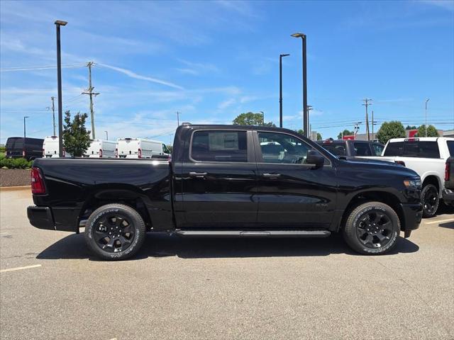2026 RAM 1500 RAM 1500 EXPRESS CREW CAB 4X4 57 BOX
