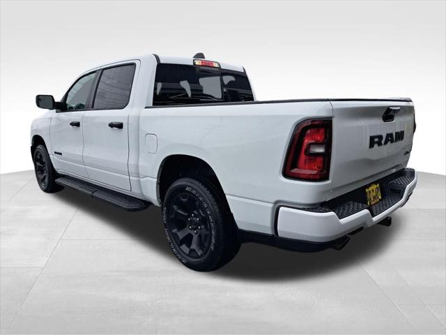 2026 RAM Ram 1500 RAM 1500 EXPRESS CREW CAB 4X4 57 BOX