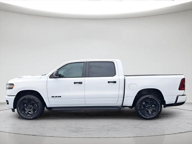 2026 RAM Ram 1500 RAM 1500 EXPRESS CREW CAB 4X4 57 BOX