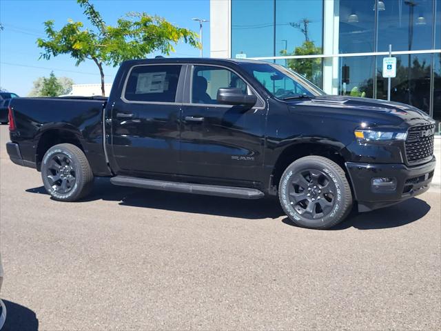 2026 RAM 1500 RAM 1500 EXPRESS CREW CAB 4X4 57 BOX
