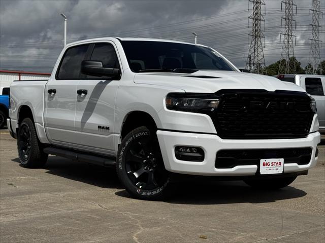 2026 RAM Ram 1500 RAM 1500 EXPRESS CREW CAB 4X4 57 BOX