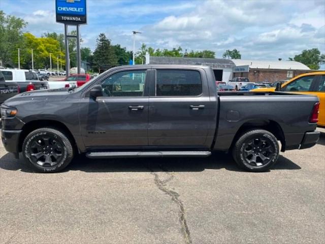 2026 RAM Ram 1500 RAM 1500 EXPRESS CREW CAB 4X4 57 BOX