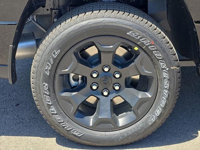 2026 Ram 1500 Express Crew Cab 4x4 5'7" Box