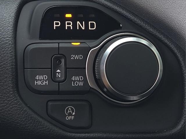 2026 Ram 1500 Express Crew Cab 4x4 57 Box