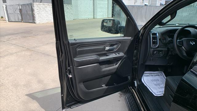 2026 Ram 1500 Express Crew Cab 4x4 5'7" Box