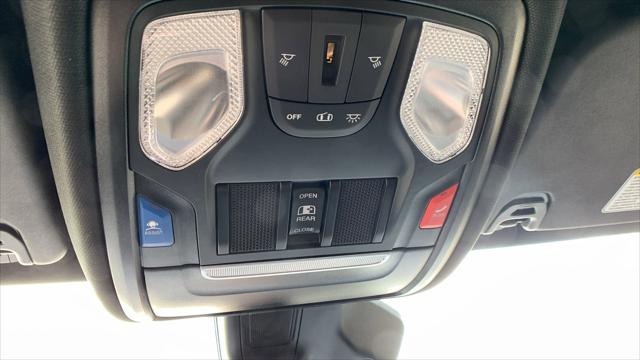 2026 Ram 1500 Express Crew Cab 4x4 5'7" Box