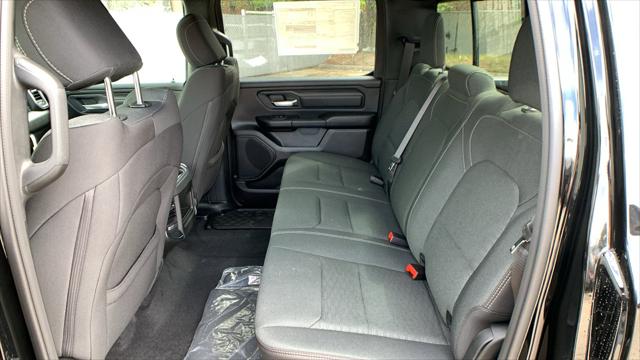 2026 Ram 1500 Express Crew Cab 4x4 5'7" Box