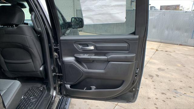 2026 Ram 1500 Express Crew Cab 4x4 5'7" Box