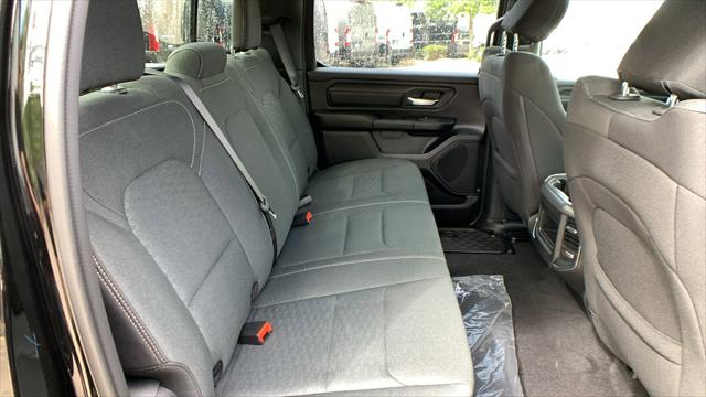 2026 Ram 1500 Express Crew Cab 4x4 5'7" Box