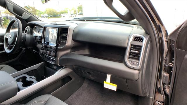 2026 Ram 1500 Express Crew Cab 4x4 5'7" Box