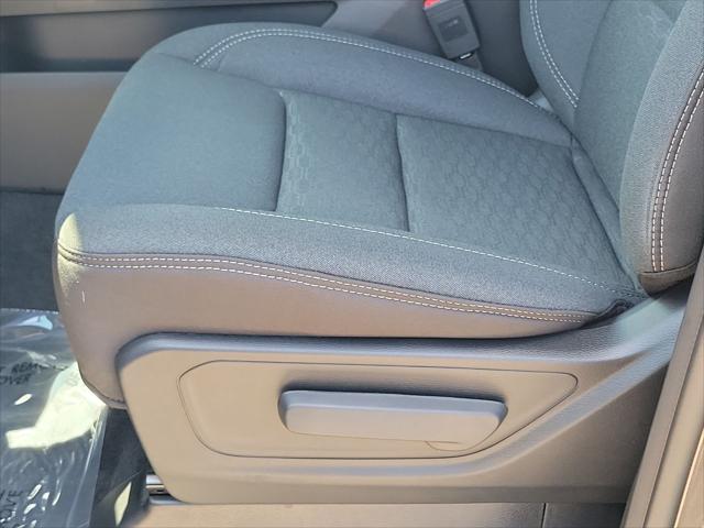 2026 Ram 1500 Express Crew Cab 4x4 5'7" Box