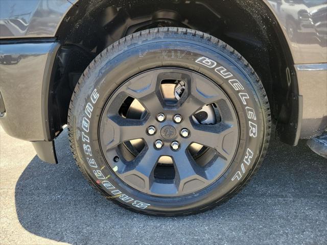 2026 Ram 1500 Express Crew Cab 4x4 5'7" Box
