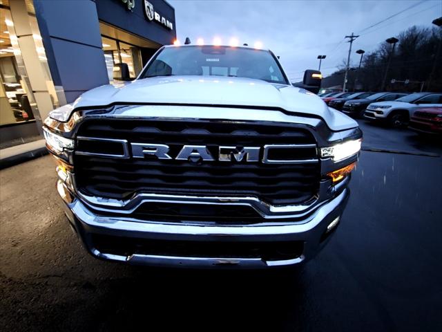 2026 RAM Ram 2500 RAM 2500 TRADESMAN CREW CAB 4X4 64 BOX