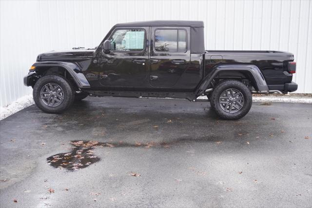 2026 Jeep Gladiator GLADIATOR SPORT S 4X4 2026 Jeep Gladiator GLADIATOR SPORT S 4X4