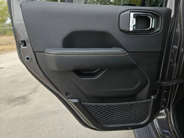 2026 Jeep Wrangler 4-Door Sahara 4x4