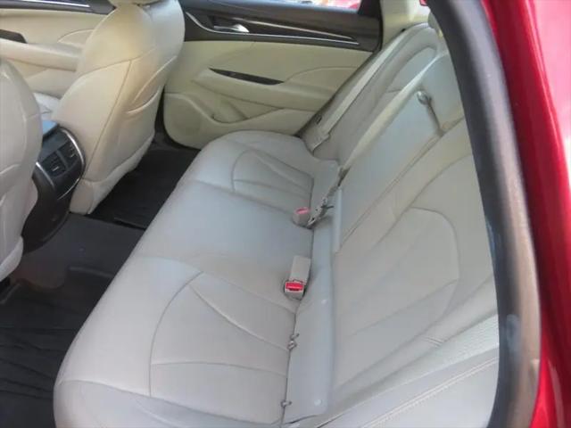 2019 Buick LaCrosse FWD Essence