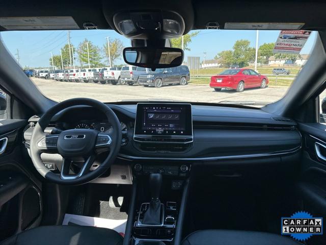 2025 Jeep Compass Latitude 4x4 2025 Jeep Compass Latitude 4x4