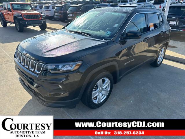 2022 Jeep Compass Latitude FWD