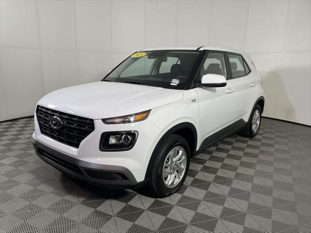 2025 Hyundai Venue SE 2025 Hyundai Venue SE