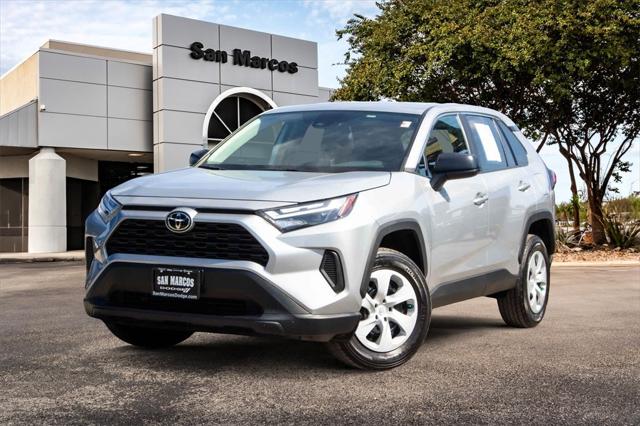 2024 Toyota RAV4 LE 2024 Toyota RAV4 LE