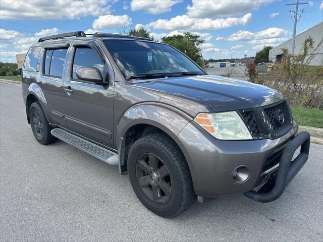 2008 Nissan Pathfinder SE