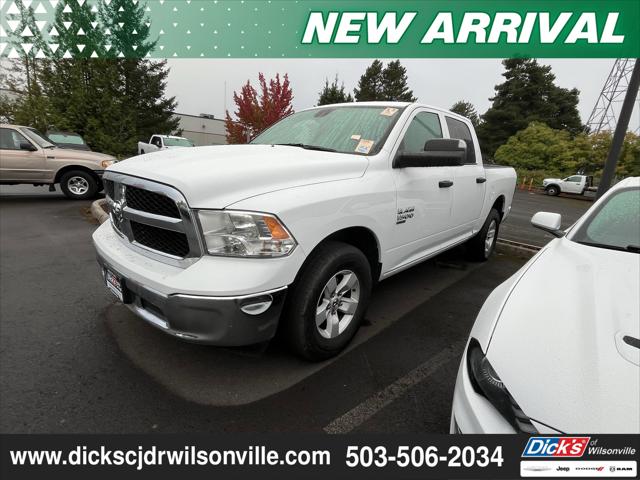 2023 RAM 1500 Classic SLT Crew Cab 4x4 57 Box 2023 RAM 1500 Classic SLT Crew Cab 4x4 57 Box