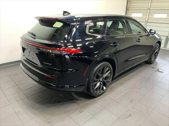 2025 Toyota Crown Signia Limited