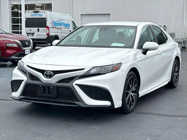 2022 Toyota Camry SE AWD