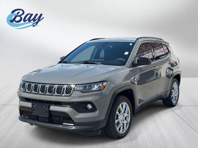 2023 Jeep Compass Latitude Lux FWD