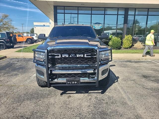 2022 RAM 2500 Tradesman Crew Cab 4x4 64 Box 2022 RAM 2500 Tradesman Crew Cab 4x4 64 Box