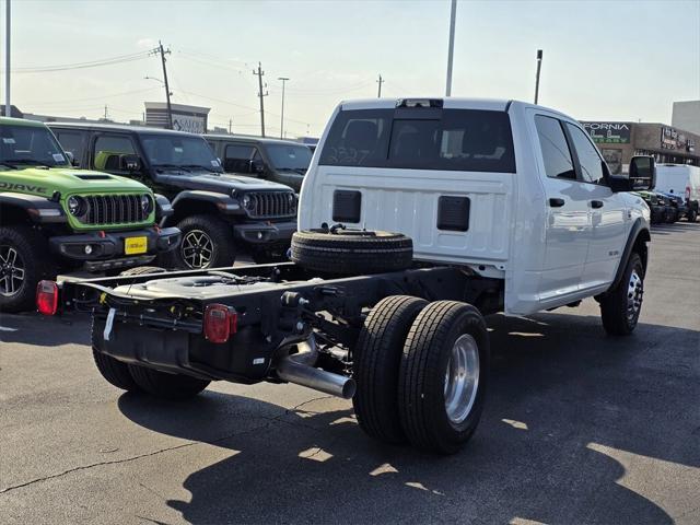2025 RAM Ram 3500 Chassis Cab RAM 3500 BIG HORN CREW CAB CHASSIS 4X4 60 CA