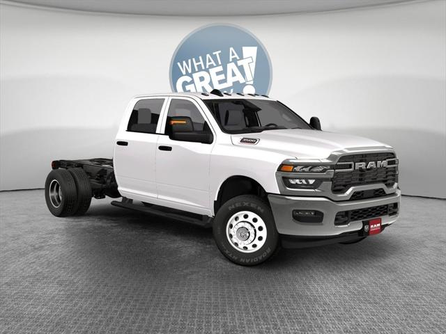 2026 RAM Ram 3500 Chassis Cab RAM 3500 TRADESMAN CREW CAB CHASSIS 4X4 60 CA