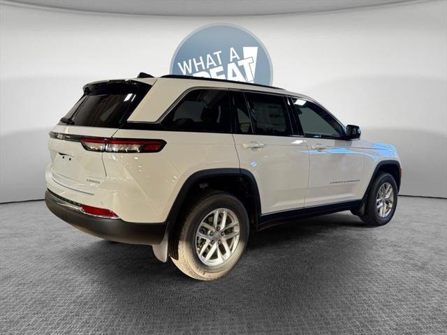 2025 Jeep Grand Cherokee GRAND CHEROKEE LAREDO X 4X4