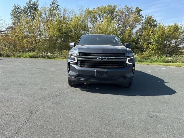 2022 Chevrolet Suburban 4WD RST