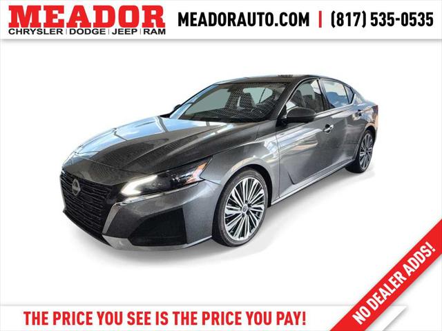 2023 Nissan Altima SL FWD