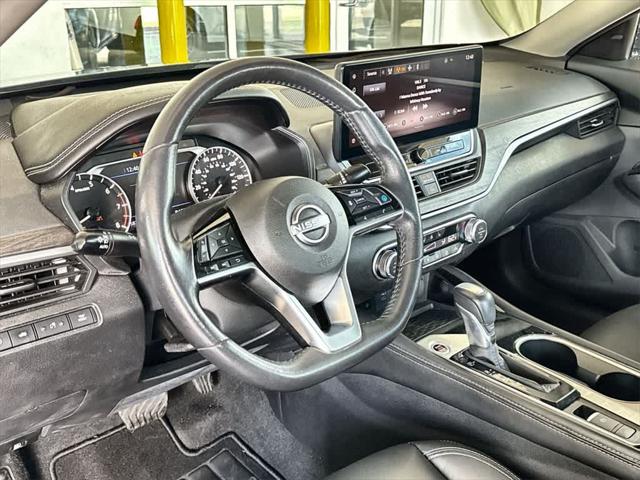 2023 Nissan Altima SL FWD
