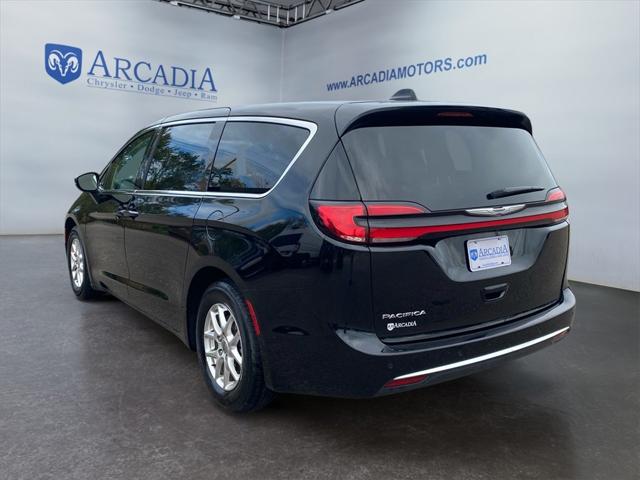 2024 Chrysler Pacifica Touring L 2024 Chrysler Pacifica Touring L