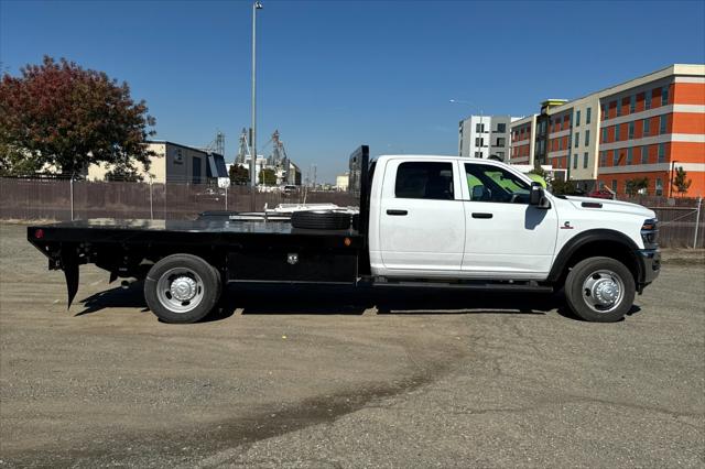 2026 RAM Ram 5500 Chassis Cab RAM 5500 TRADESMAN CHASSIS CREW CAB 4X4 84 CA 2026 RAM Ram 5500 Chassis Cab RAM 5500 TRADESMAN CHASSIS CREW CAB 4X4 84 CA