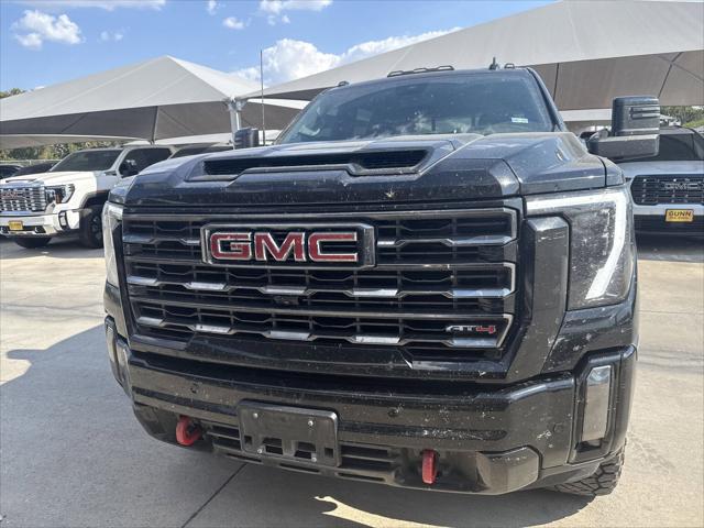 2024 GMC Sierra 2500HD 4WD Crew Cab Standard Bed AT4