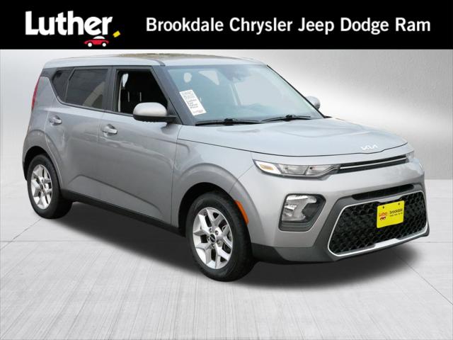 2022 Kia Soul LX 2022 Kia Soul LX