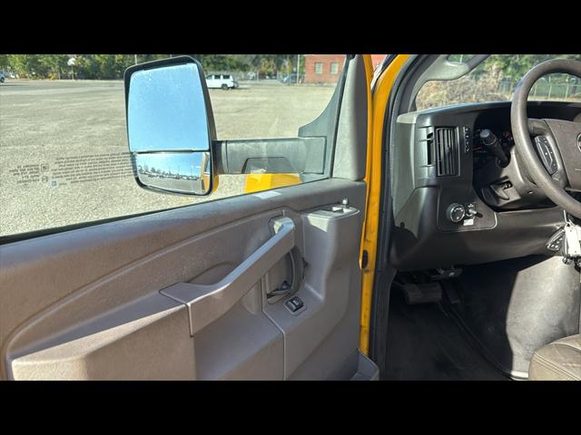 2021 GMC Savana Cutaway Work Van
