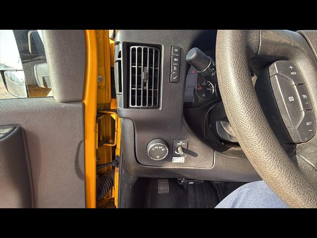 2021 GMC Savana Cutaway Work Van