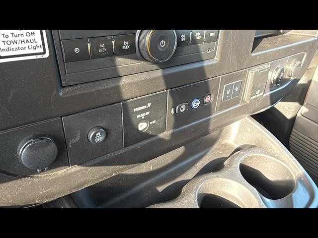 2021 GMC Savana Cutaway Work Van